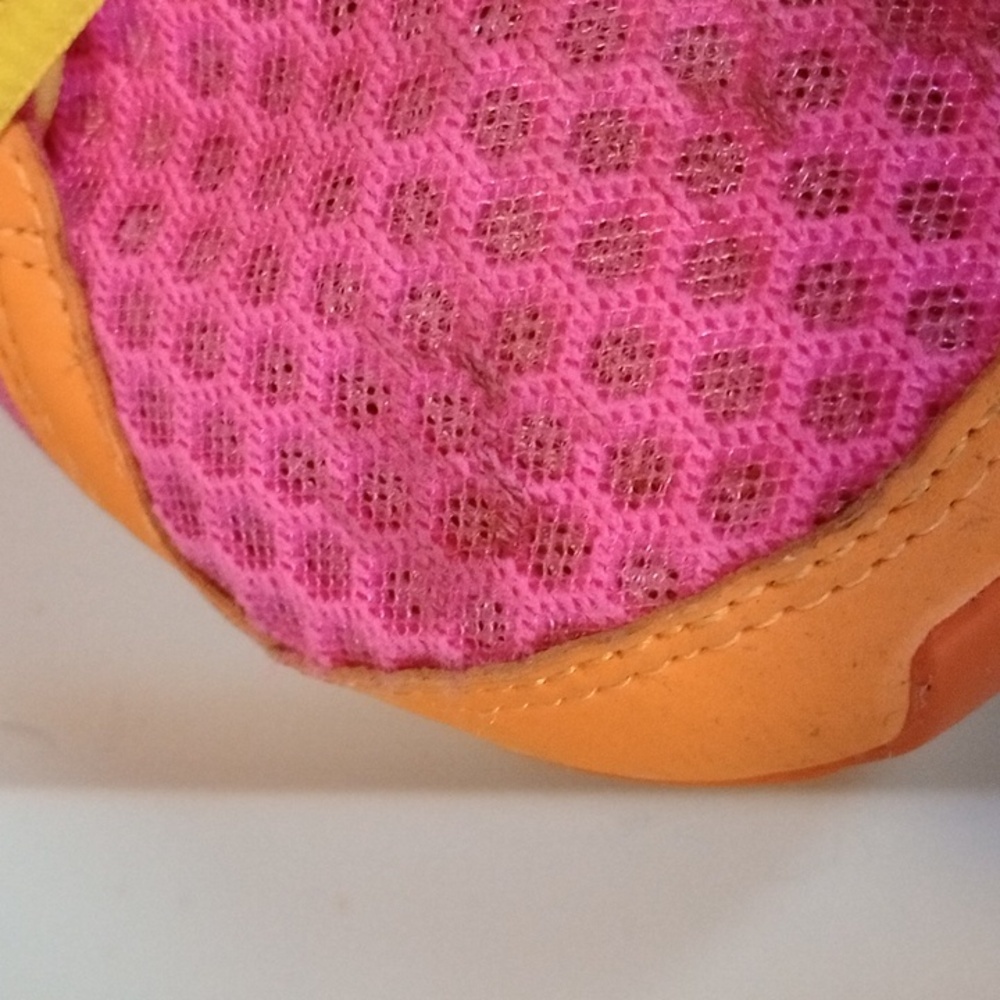 Newton size 9 running shoes women's - Picture 2 of 4